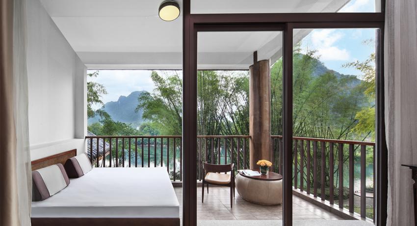 Yulong River Deluxe River view Suite