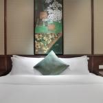 King Room with Garden View