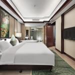 Yulong River View Suite